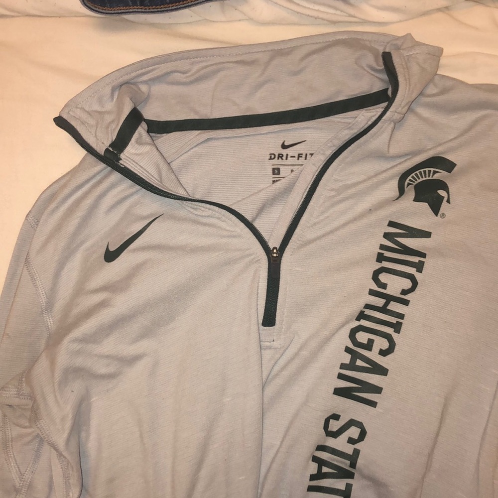 michigan state athletic pullover